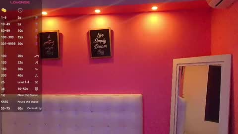 Snapshot of hornyhousekeeper_ chatting on February 26, 12:47 pm Valentina online show from February 26, 12:47 pm