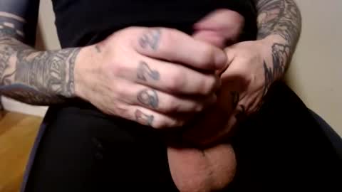 Snapshot of hornyhumpers chatting on February 11, 11:22 pm Hornyhumper online show from February 11, 11:22 pm