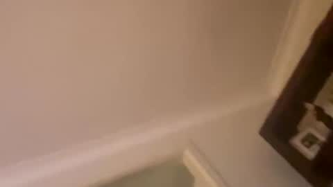 hornyonelooking1 online show from December 1, 12:32 pm