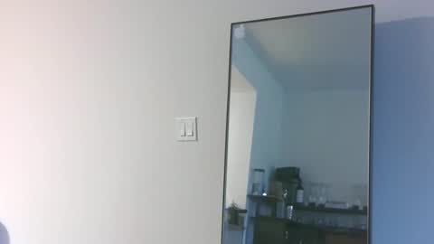 Snapshot of horus00 chatting on February 13, 1:48 pm Horus00 online show from February 13, 1:48 pm