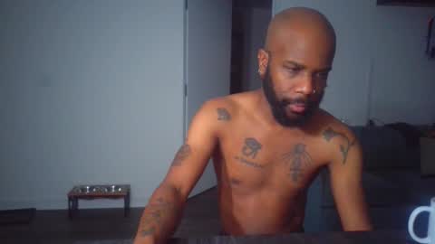 Snapshot of horus00 chatting on December 4, 11:19 am Horus00 online show from December 4, 11:19 am