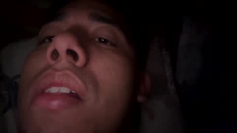 Snapshot of hot2512 chatting on February 23, 8:22 pm hot2512 online show from February 23, 8:22 pm