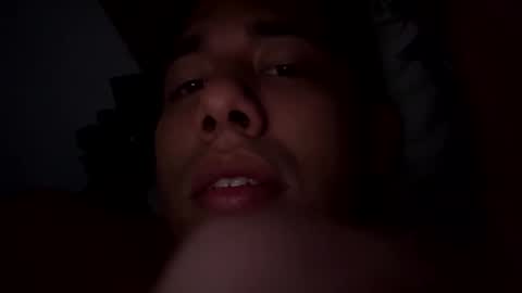 Snapshot of hot2512 chatting on February 23, 11:25 pm hot2512 online show from February 23, 11:25 pm