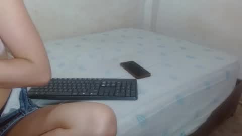 Snapshot of hot_and_complacent_latin chatting on November 28, 7:05 pm hot_and_complacent_latin online show from November 28, 7:05 pm