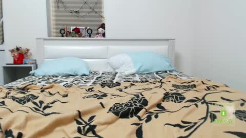 Lila online show from December 31, 10:12 pm