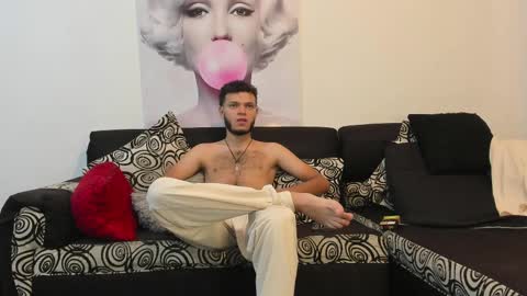 hot bad boy69 online show from October 3, 8:17 pm