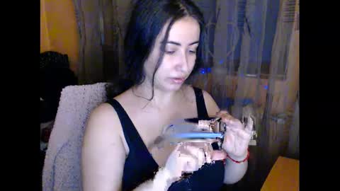 Snapshot of hot_big_ass chatting on March 1, 10:21 pm v online show from March 1, 10:21 pm