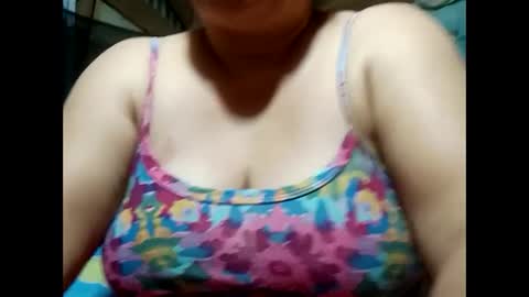 hot_boobs21 online show from February 3, 11:31 am