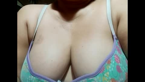 hot_boobs21 online show from March 12, 9:13 pm