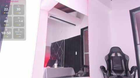 hot boy 04 online show from October 22, 1:55 pm