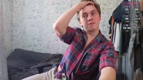 Snapshot of hot_boy_oscar chatting on September 27, 11:15 am Oscar online show from September 27, 11:15 am