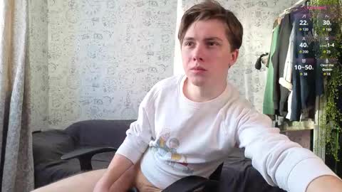 Snapshot of hot_boy_oscar chatting on November 15, 11:07 am Oscar online show from November 15, 11:07 am