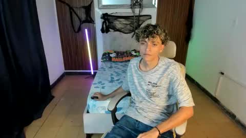 hot bunny online show from November 7, 1:38 am