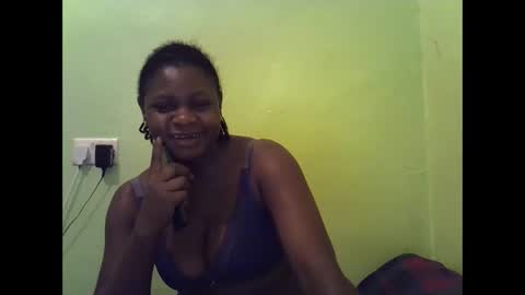 Snapshot of hot_girlly chatting on November 14, 2:43 am hot_girlly online show from November 14, 2:43 am