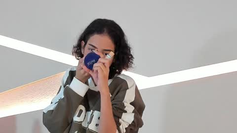 Alana online show from December 26, 9:15 pm