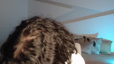 Alana online show from October 3, 9:34 pm