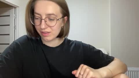 Lina online show from December 18, 7:08 pm