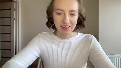 Lina online show from January 7, 8:45 am