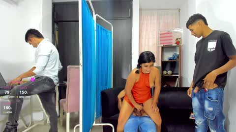 Vanesa Oliver and Andrew online show from February 7, 1:53 pm