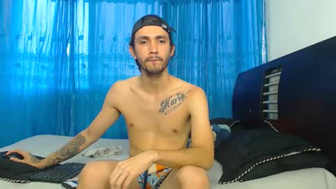 Hot Sharks   online show from September 10, 11:21 am