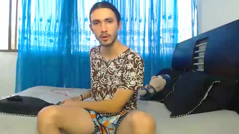 Hot Sharks   online show from September 11, 11:21 am