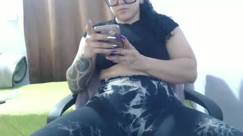 Hot and PowerHOPE U MISS ME online show from February 21, 2:06 am