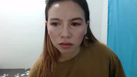 hotasian_pinky online show from February 23, 2:46 pm