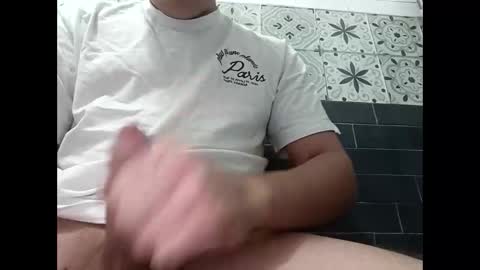 hotboy202532 online show from November 2, 12:02 am