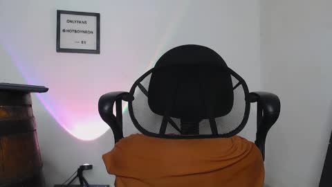 Alex Neon online show from January 5, 3:23 pm