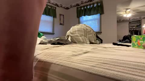 hotbuns69_ online show from February 2, 8:51 pm