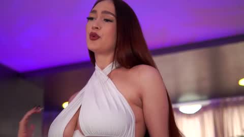 Snapshot of hotbustybabex chatting on October 9, 9:18 am Anais online show from October 9, 9:18 am