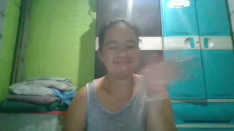 hotchicks4uxx online show from January 15, 10:35 pm