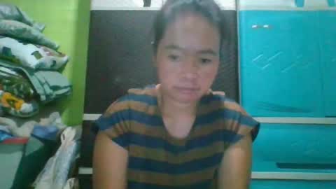 hotchicks4uxx online show from February 26, 10:20 pm