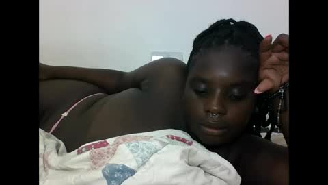 Snapshot of hotebbbyy chatting on September 21, 9:22 am EBBY online show from September 21, 9:22 am