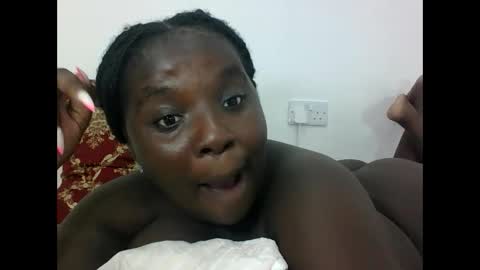 Snapshot of hotebbbyy chatting on September 29, 8:13 pm EBBY online show from September 29, 8:13 pm