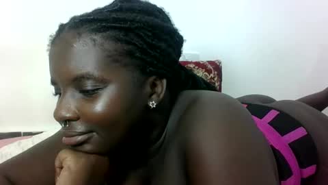 Snapshot of hotebbbyy chatting on October 1, 10:27 pm EBBY online show from October 1, 10:27 pm