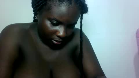 Snapshot of hotebbbyy chatting on October 7, 12:19 am EBBY online show from October 7, 12:19 am