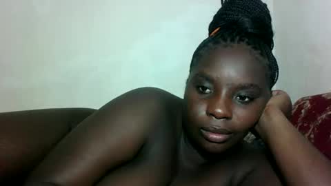 Snapshot of hotebbbyy chatting on November 11, 10:32 pm EBBY online show from November 11, 10:32 pm