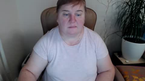 Snapshot of hotfiremommy chatting on January 16, 3:24 pm LimonkaFire online show from January 16, 3:24 pm