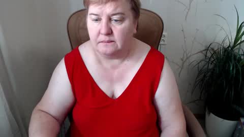 Snapshot of hotfiremommy chatting on January 19, 8:39 am LimonkaFire online show from January 19, 8:39 am