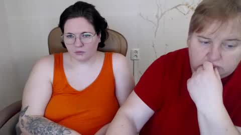 Snapshot of hotfiremommy chatting on January 30, 1:53 pm LimonkaFire online show from January 30, 1:53 pm