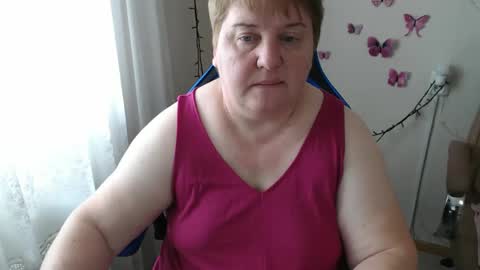 Snapshot of hotfiremommy chatting on March 12, 10:37 am LimonkaFire online show from March 12, 10:37 am