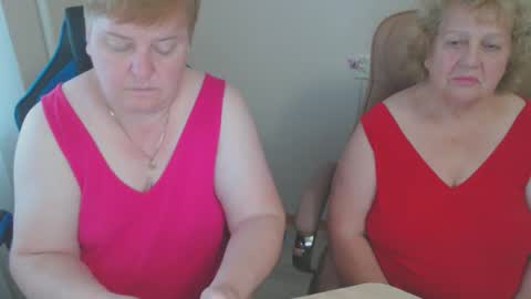 Snapshot of hotfiremommy chatting on September 8, 4:17 pm LimonkaFire online show from September 8, 4:17 pm