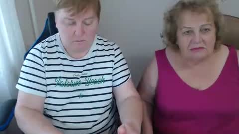 Snapshot of hotfiremommy chatting on October 1, 2:12 pm LimonkaFire online show from October 1, 2:12 pm