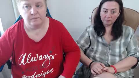 Snapshot of hotfiremommy chatting on November 13, 9:30 am LimonkaFire online show from November 13, 9:30 am