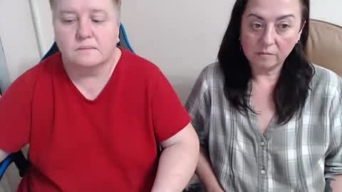 Snapshot of hotfiremommy chatting on November 14, 8:40 pm LimonkaFire online show from November 14, 8:40 pm