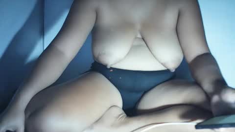 hotflowerclit online show from September 24, 1:36 pm