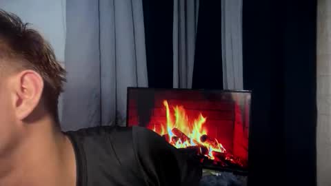 Snapshot of hotfucker_drei chatting on November 29, 11:35 am hotfucker_drei online show from November 29, 11:35 am