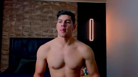 felipe  marcello online show from October 18, 8:31 pm