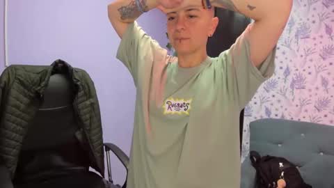 hannah online show from November 2, 2:36 am